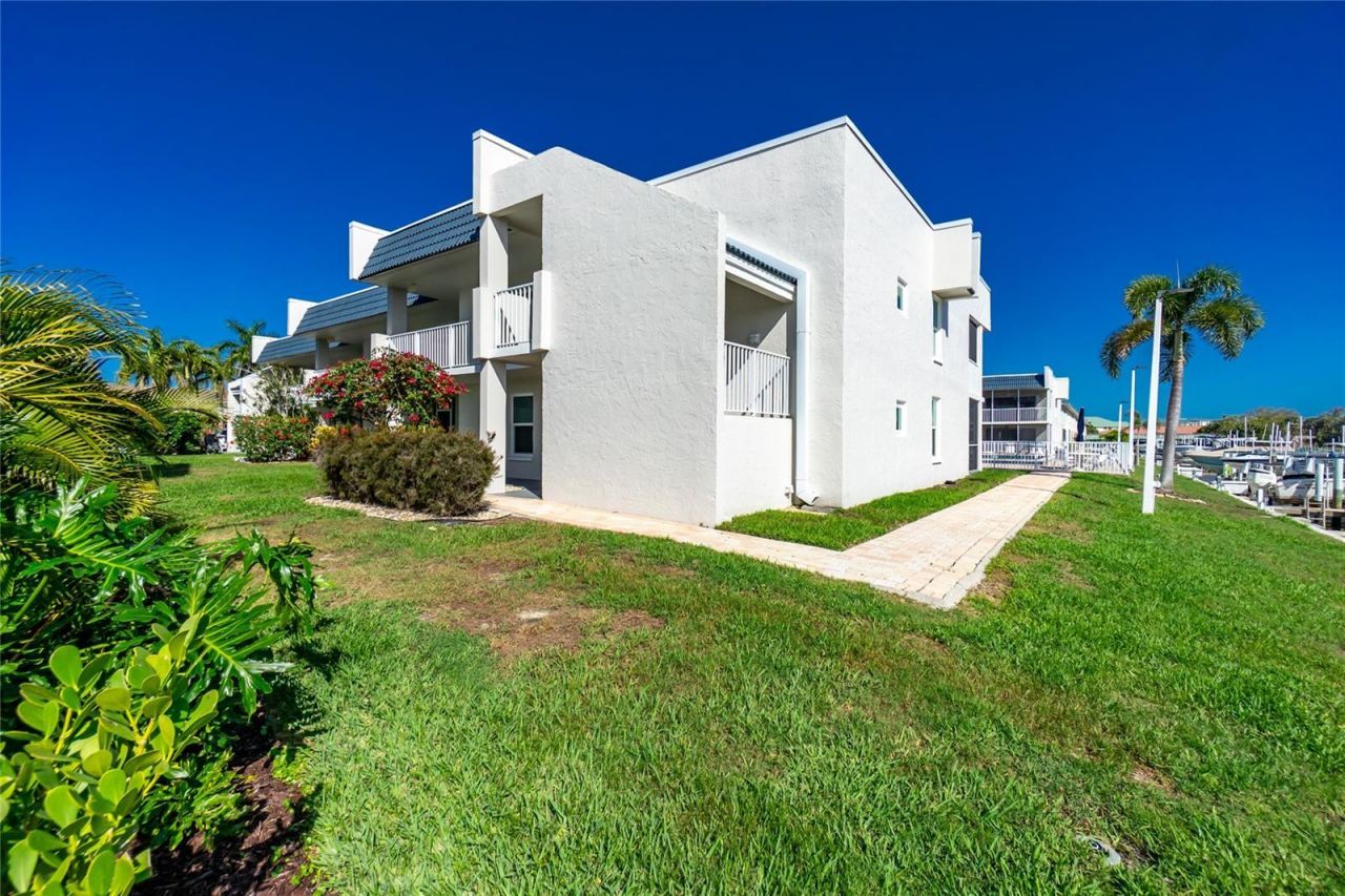 316 Coldeway Drive, Unit 38, Punta Gorda, FL 33950 Photo