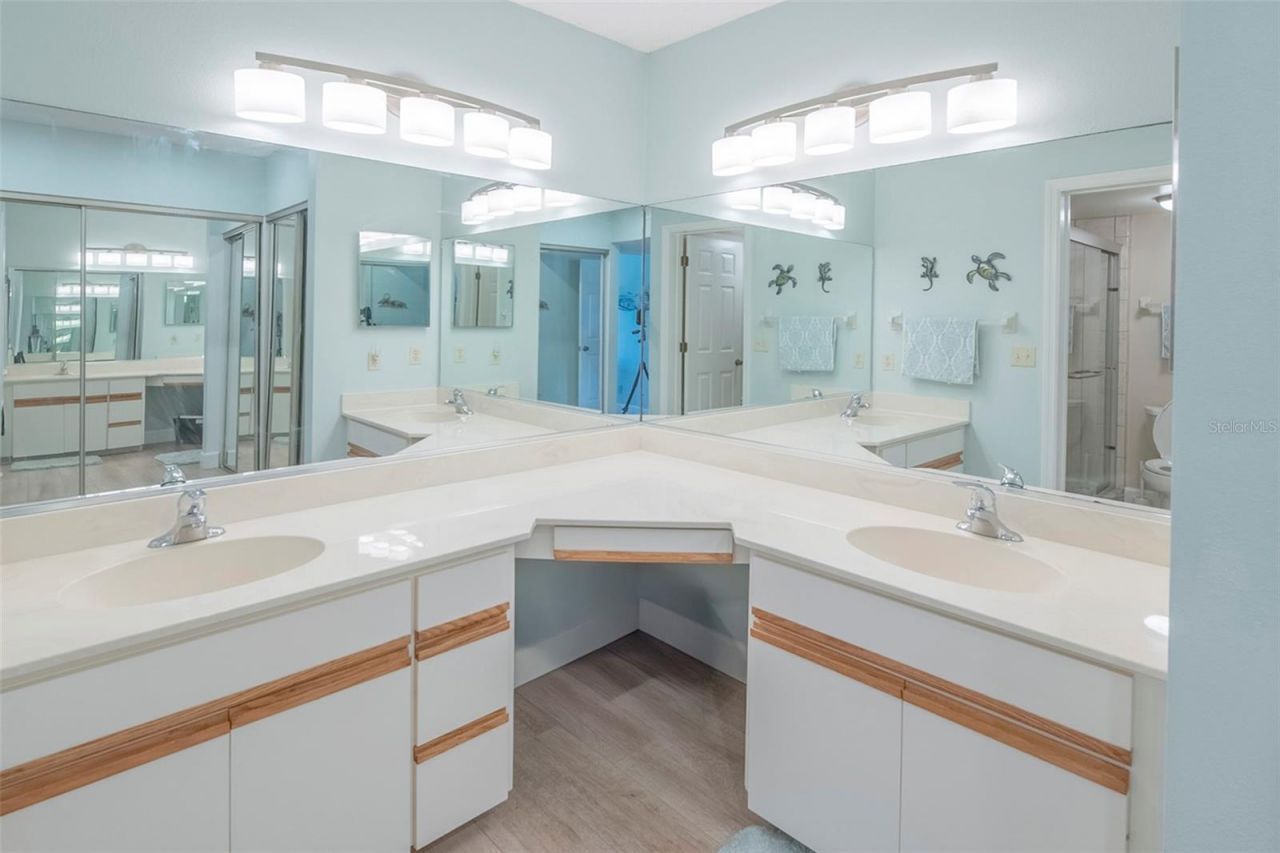 425 Cerromar Terrace, Unit 459, Venice, FL 34293 Photo