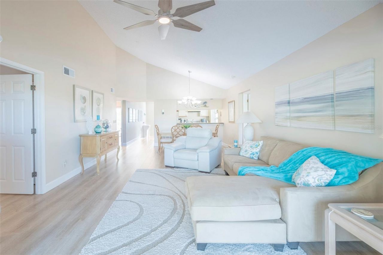 425 Cerromar Terrace, Unit 459, Venice, FL 34293 Photo