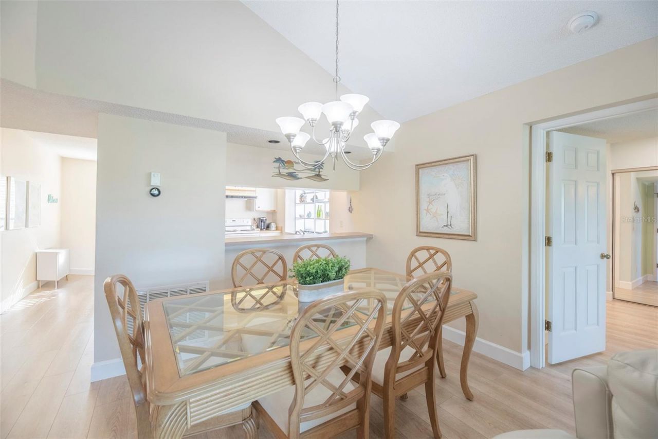 425 Cerromar Terrace, Unit 459, Venice, FL 34293 Photo