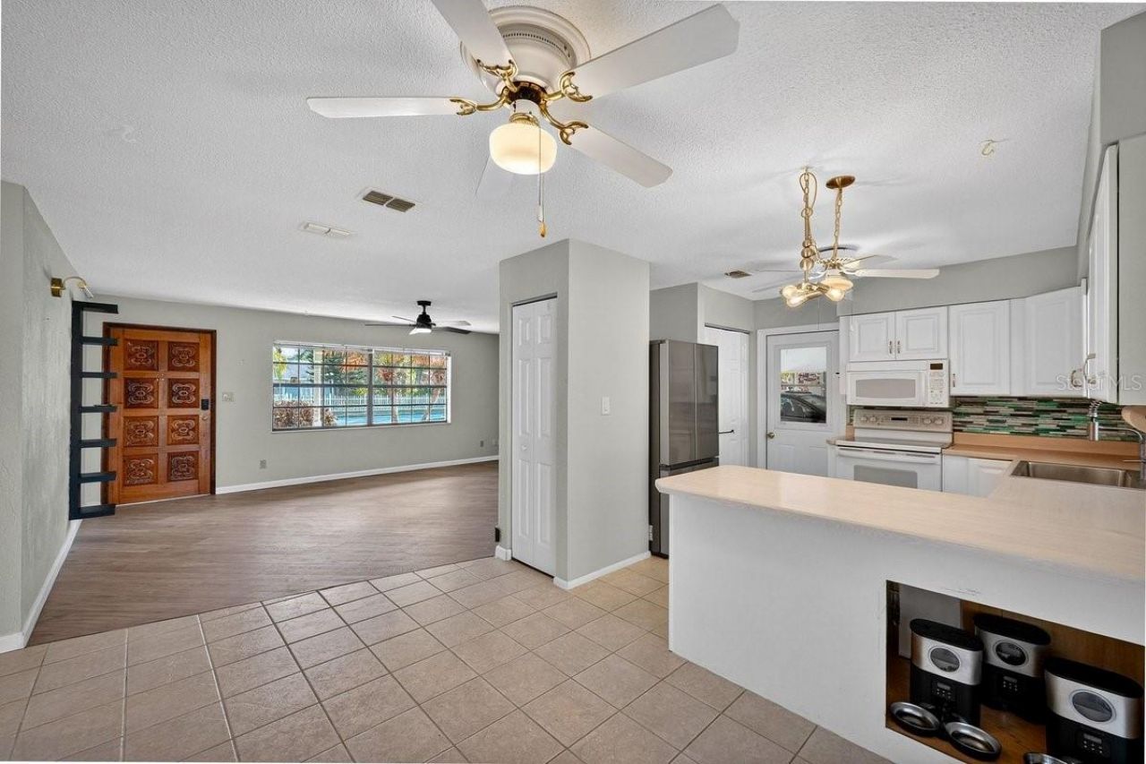2560 Westwood Avenue , New Smyrna Beach, FL 32168 Photo