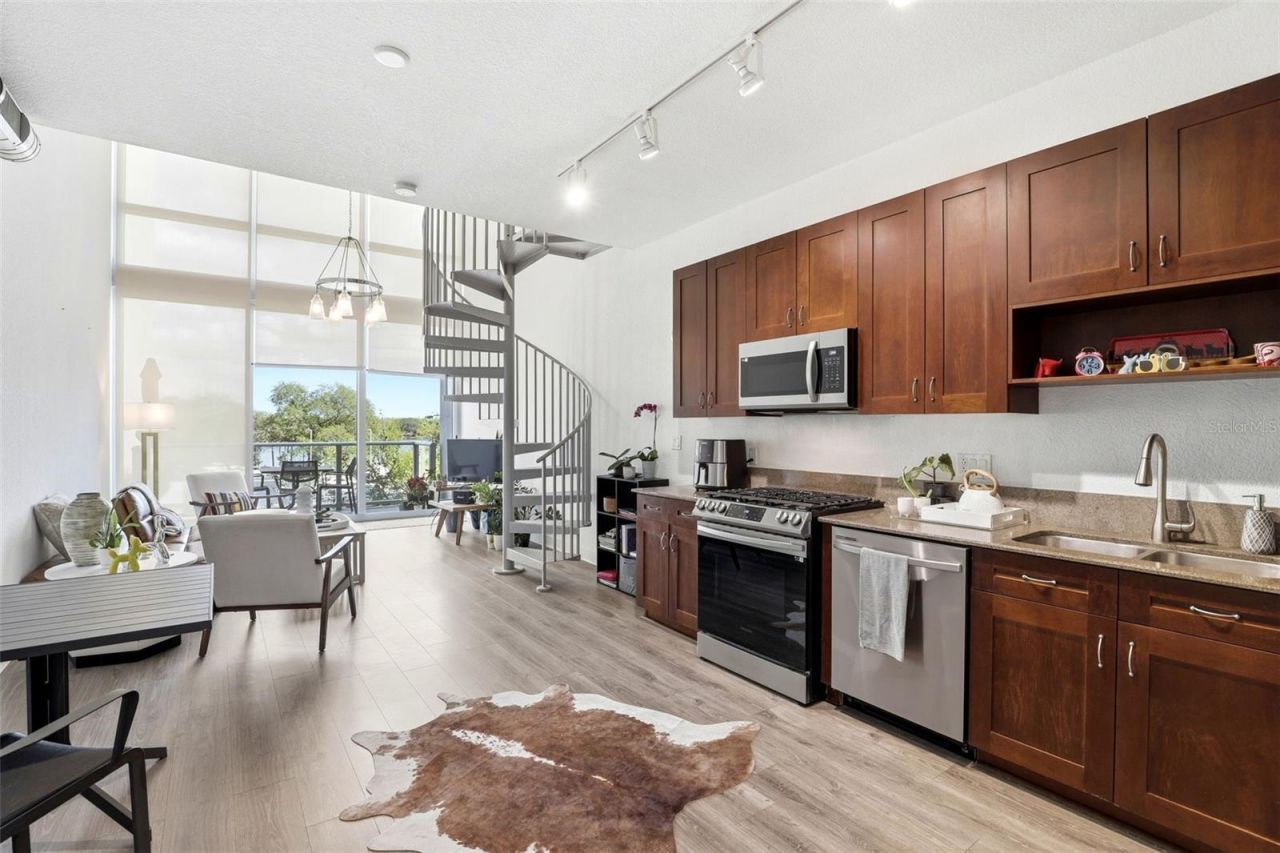 150 E Robinson Street , Unit 2A, Orlando, FL 32801 Photo