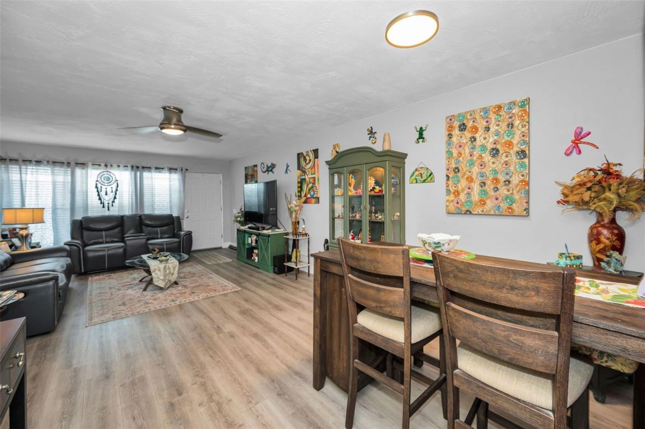 4153 58th Street N, Unit 176, Kenneth City, FL 33709 Photo