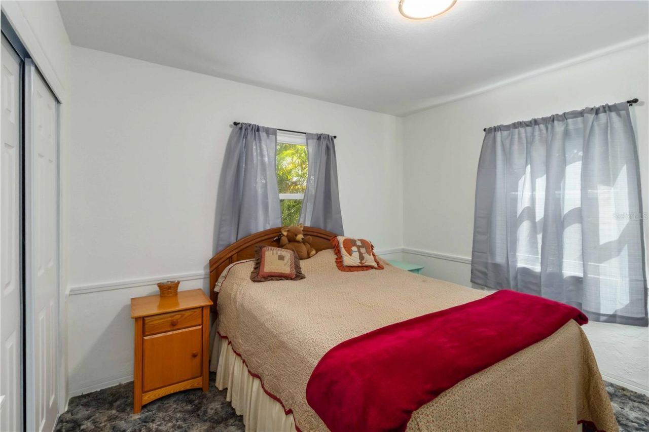 5281 57th Street N, Kenneth City, FL 33709 Photo