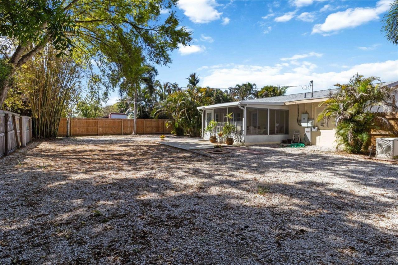 5281 57th Street N, Kenneth City, FL 33709 Photo