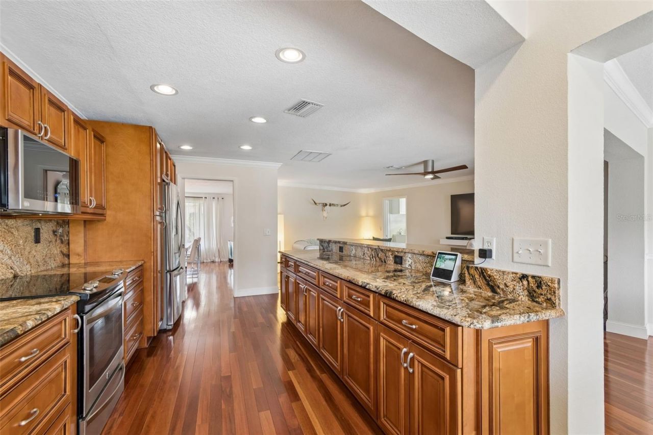 13114 Tifton Drive , Tampa, FL 33618 Photo