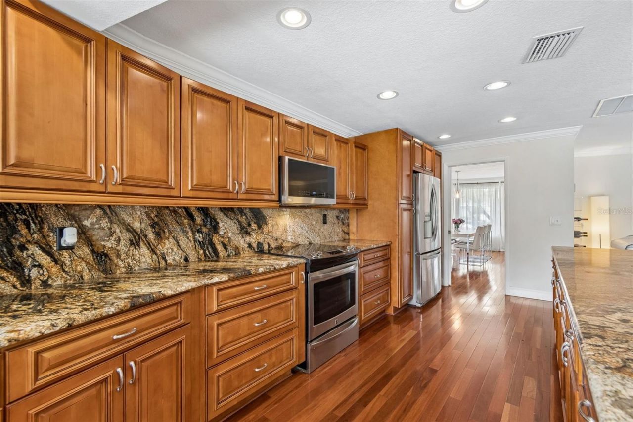 13114 Tifton Drive , Tampa, FL 33618 Photo