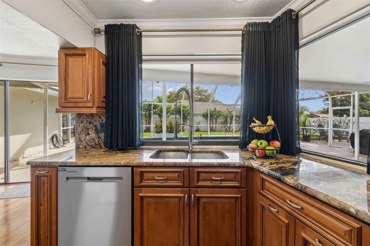 13114 Tifton Drive , Tampa, FL 33618 Photo