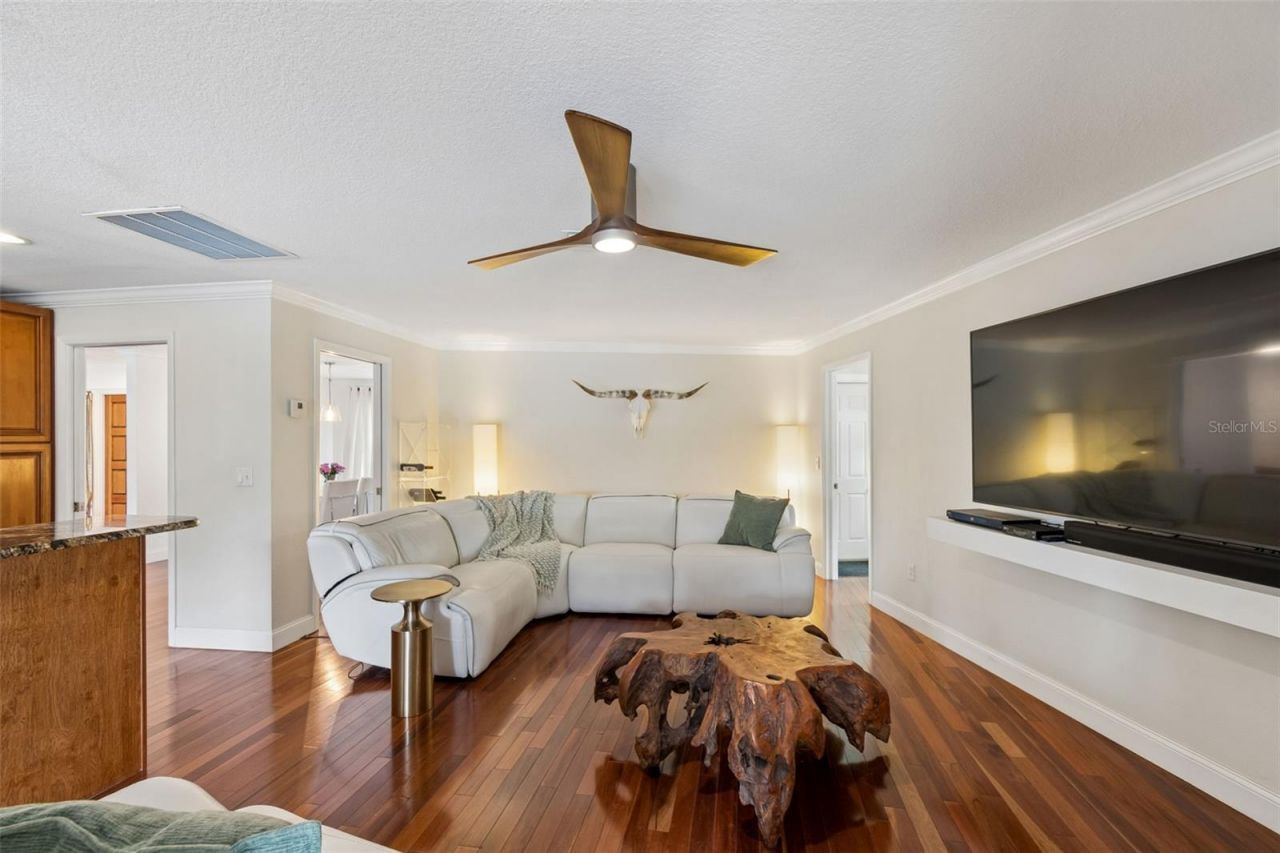 13114 Tifton Drive , Tampa, FL 33618 Photo