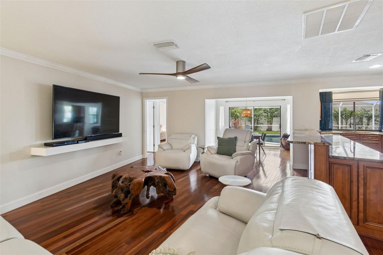 13114 Tifton Drive , Tampa, FL 33618 Photo