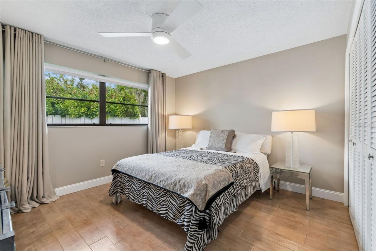 13114 Tifton Drive , Tampa, FL 33618 Photo