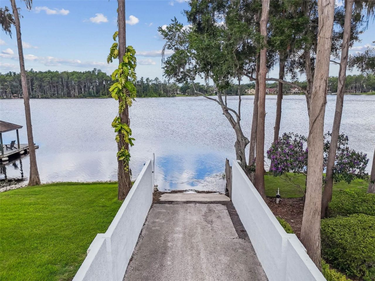 13114 Tifton Drive , Tampa, FL 33618 Photo