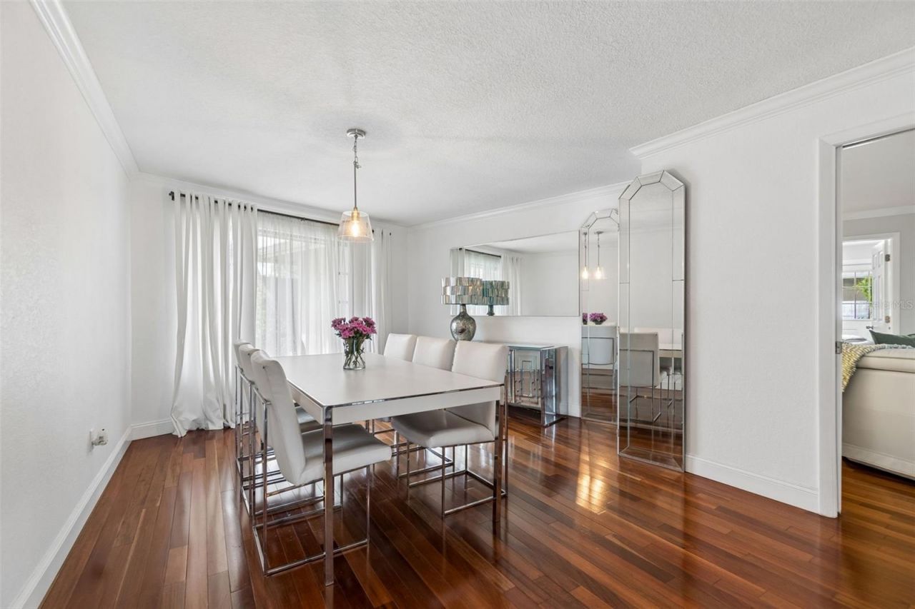 13114 Tifton Drive , Tampa, FL 33618 Photo