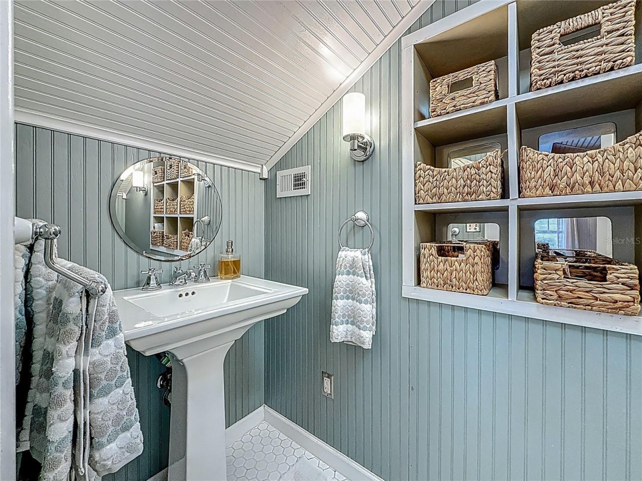 231 15th Avenue Ne, Saint Petersburg, FL 33704 Photo