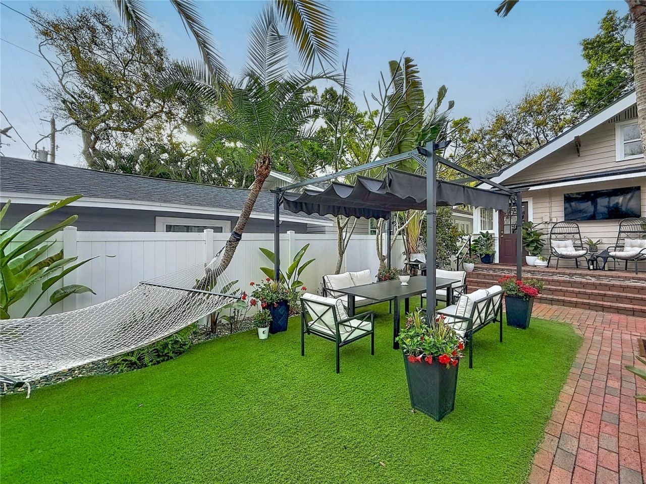 231 15th Avenue Ne, Saint Petersburg, FL 33704 Photo