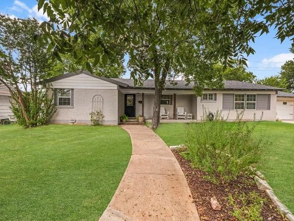 3721 London Lane, Richland Hills, TX 76118