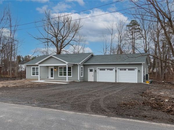 4034 Rasmussen Street , Williamson, NY 14589