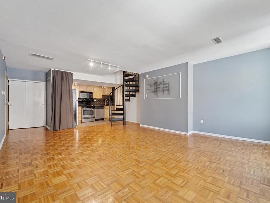 1029 33 Spruce Street, Unit 304, Philadelphia, PA 19107 Main Photo