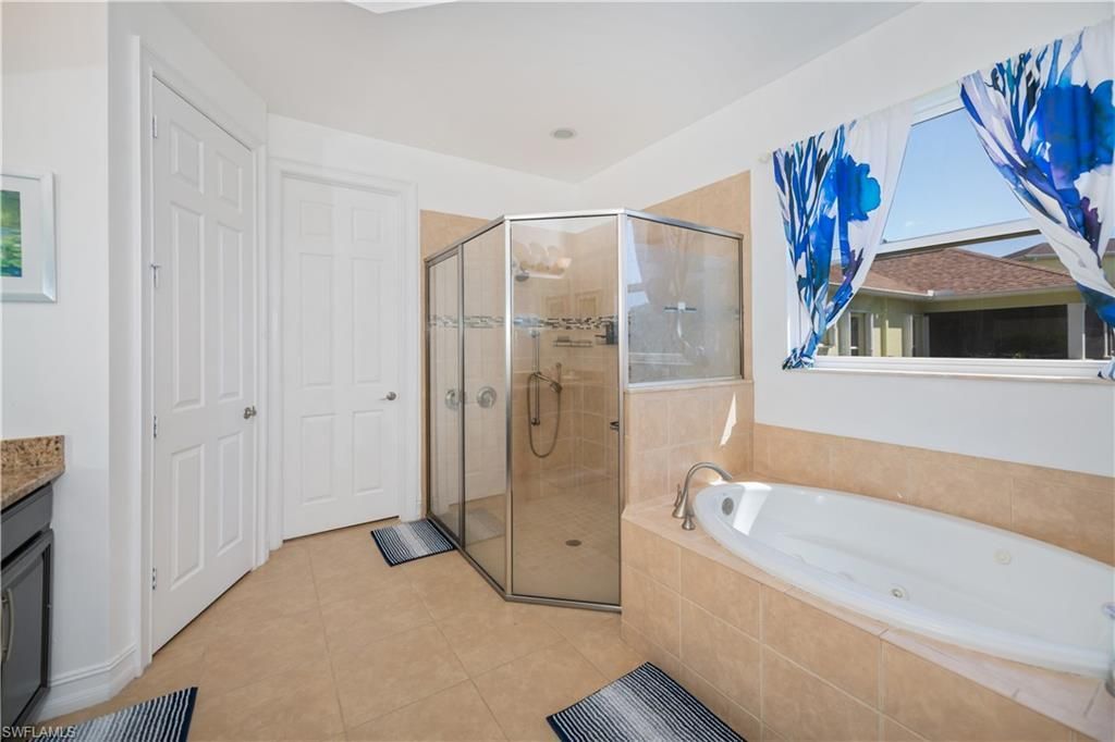 223 Destiny Cir, Cape Coral, FL 33990 Photo