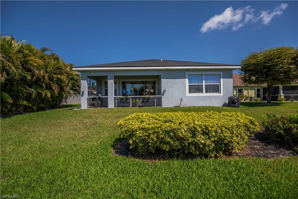 223 Destiny Cir, Cape Coral, FL 33990 Photo