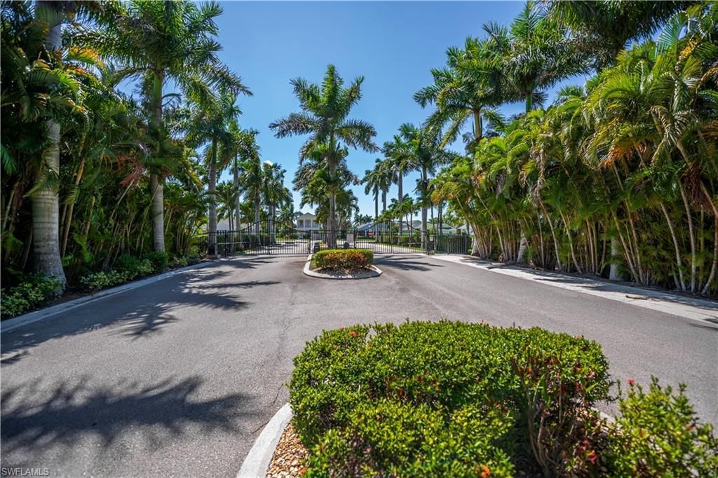 223 Destiny Cir, Cape Coral, FL 33990 Photo