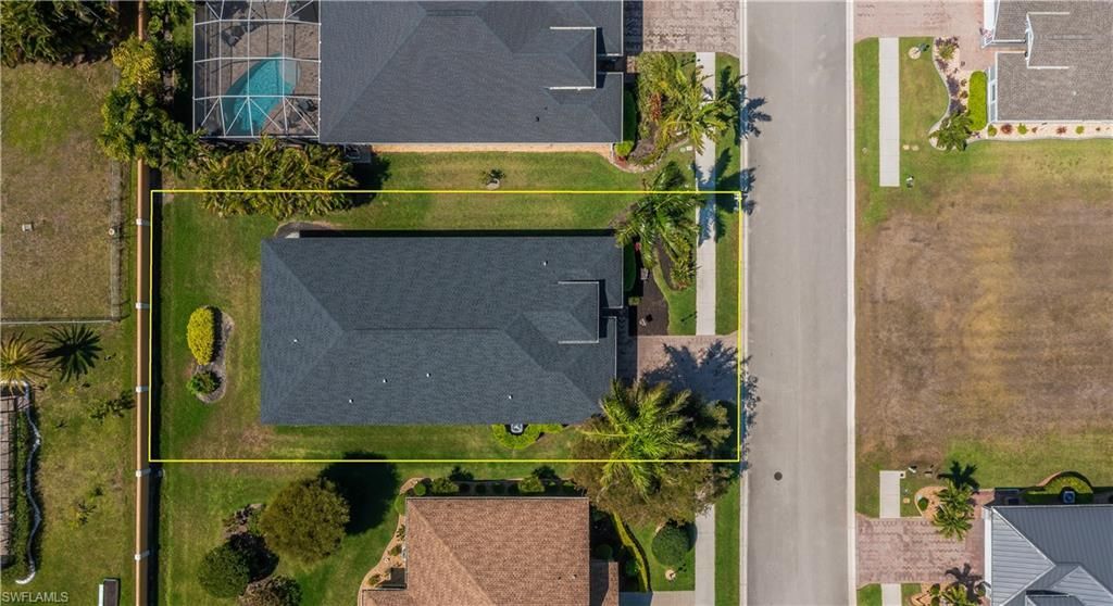 223 Destiny Cir, Cape Coral, FL 33990 Photo