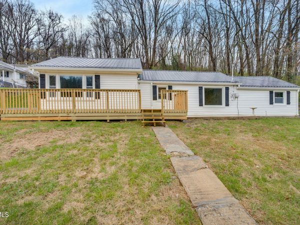 1131 Berry Road, Elizabethton, TN 37643