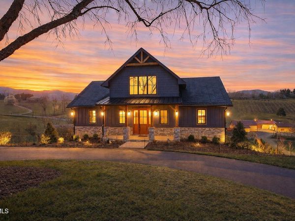 232 Farmhouse Village Trail, Butler, TN 37640