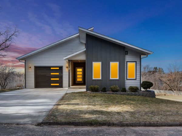 510 Wisconsin St, Wonewoc, WI 53968