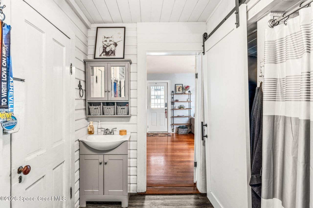 1654 Highland Avenue , Melbourne, FL 32935 Photo