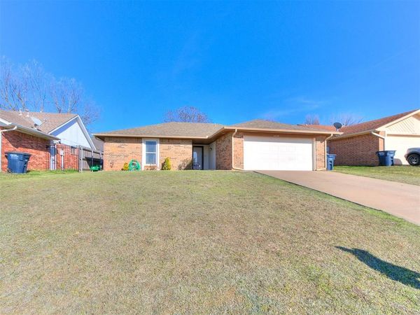 4339 Liberty Circle, Shawnee, OK 74804