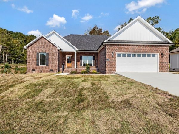 116 Stonebrook Dr , Shelbyville, TN 37160