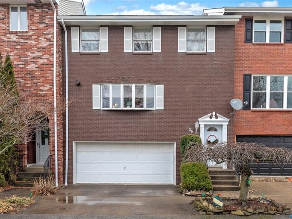 36 Manorfield, Delmont, PA 15626