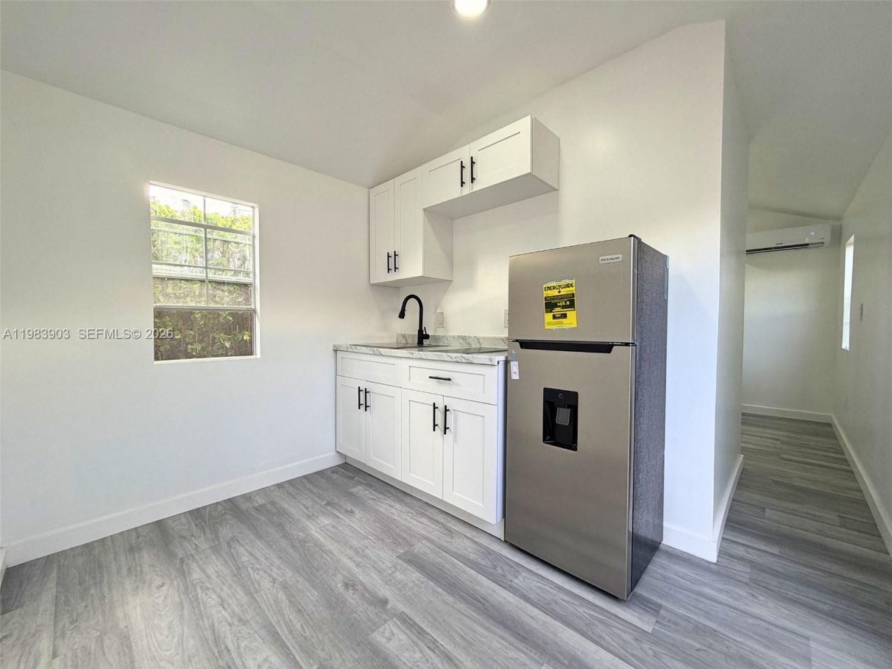 9255 SW 43rd Ter , Unit Rear, Miami, FL 33165 Photo