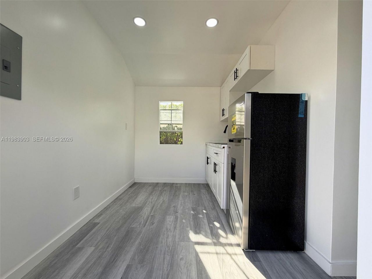 9255 SW 43rd Ter , Unit Rear, Miami, FL 33165 Photo