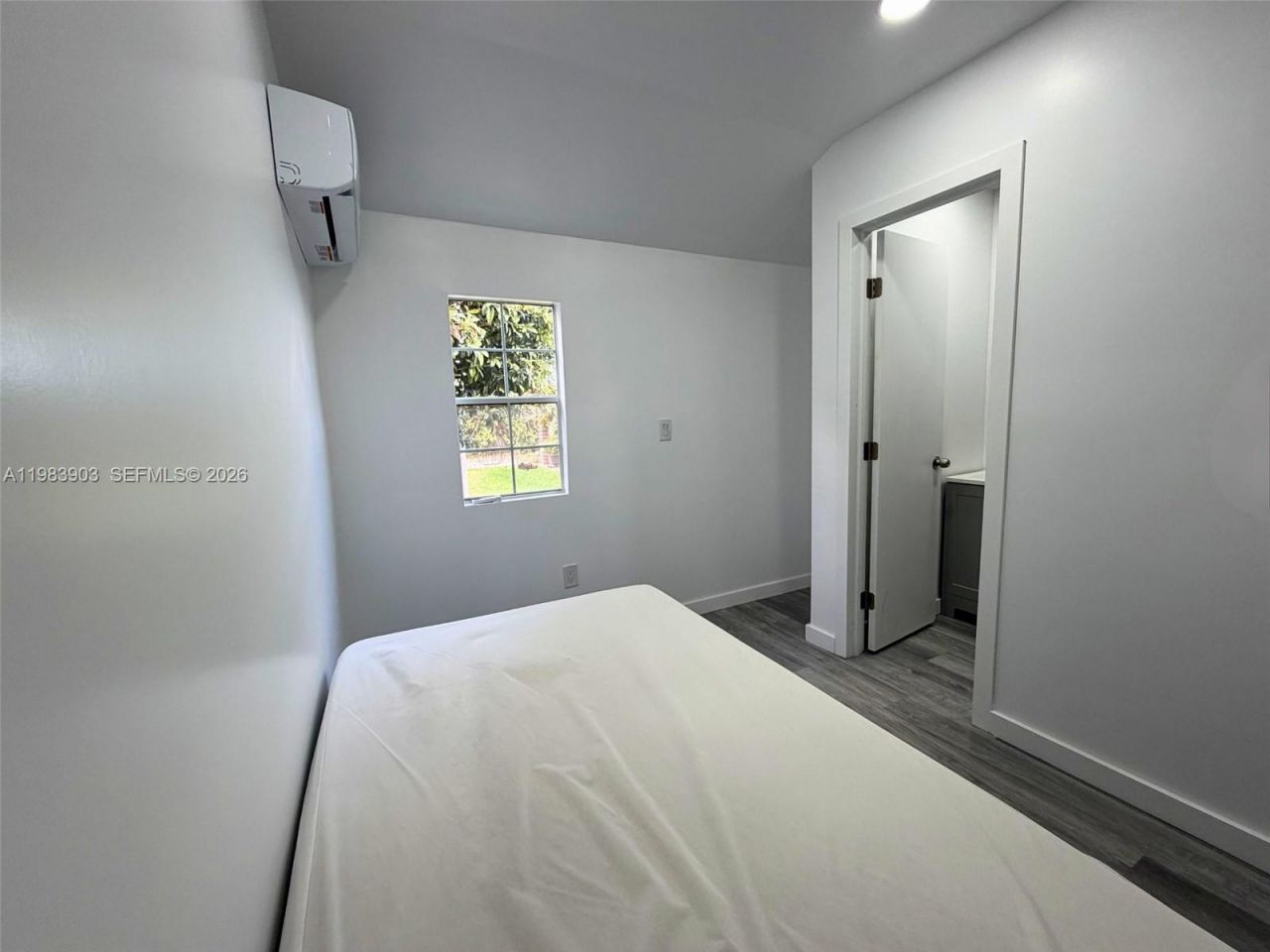 9255 SW 43rd Ter , Unit Rear, Miami, FL 33165 Photo