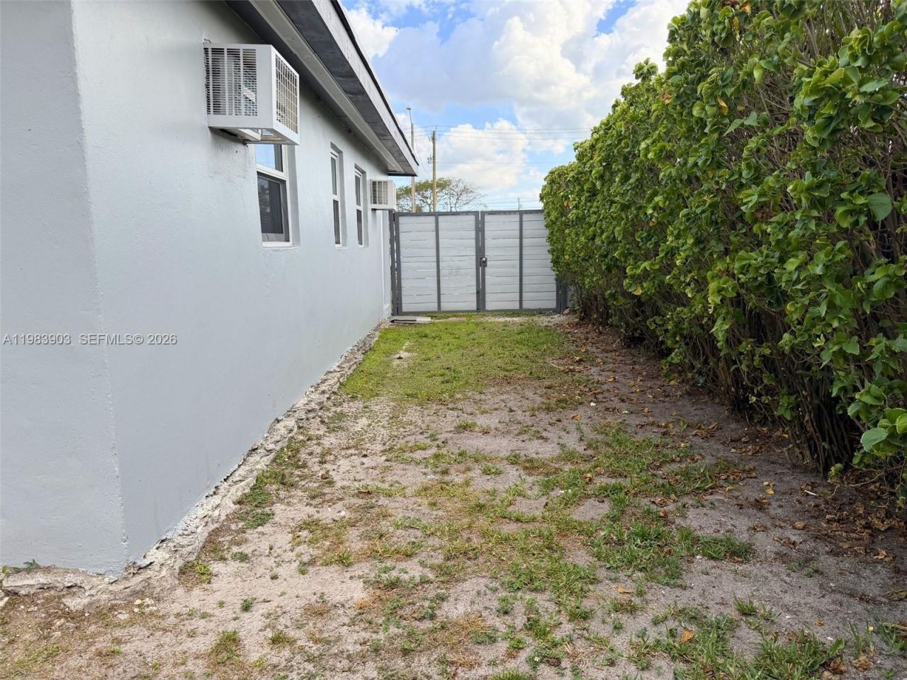 9255 SW 43rd Ter , Unit Rear, Miami, FL 33165 Photo