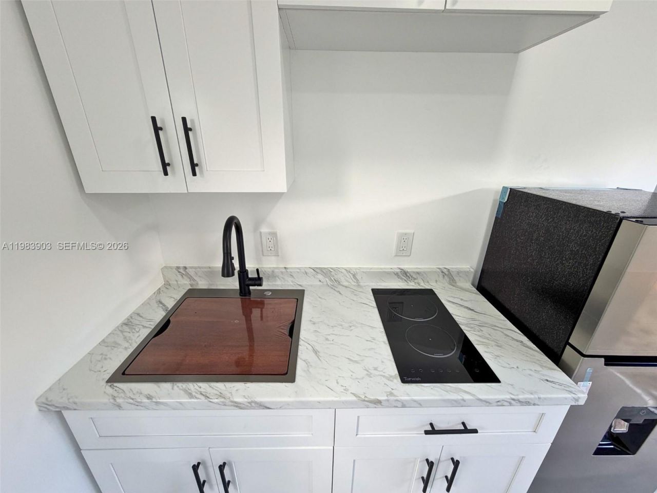 9255 SW 43rd Ter , Unit Rear, Miami, FL 33165 Photo