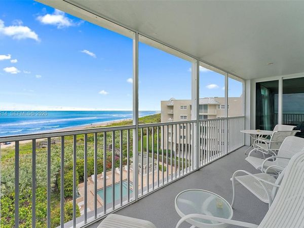 669 NE Plantation Rd, Unit 406, Hutchinson Island, FL 34996