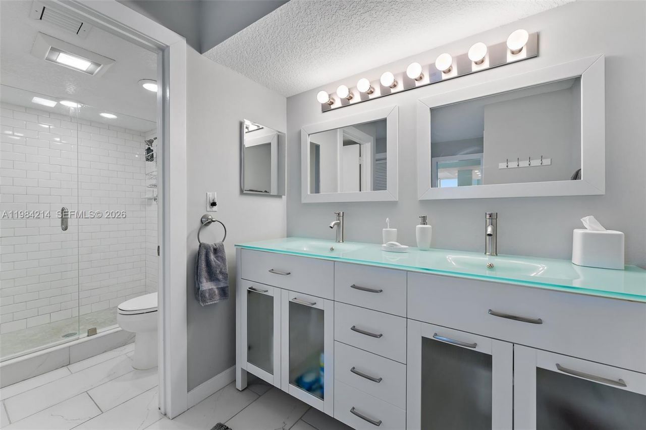 669 NE Plantation Rd, Unit 406, Hutchinson Island, FL 34996 Photo