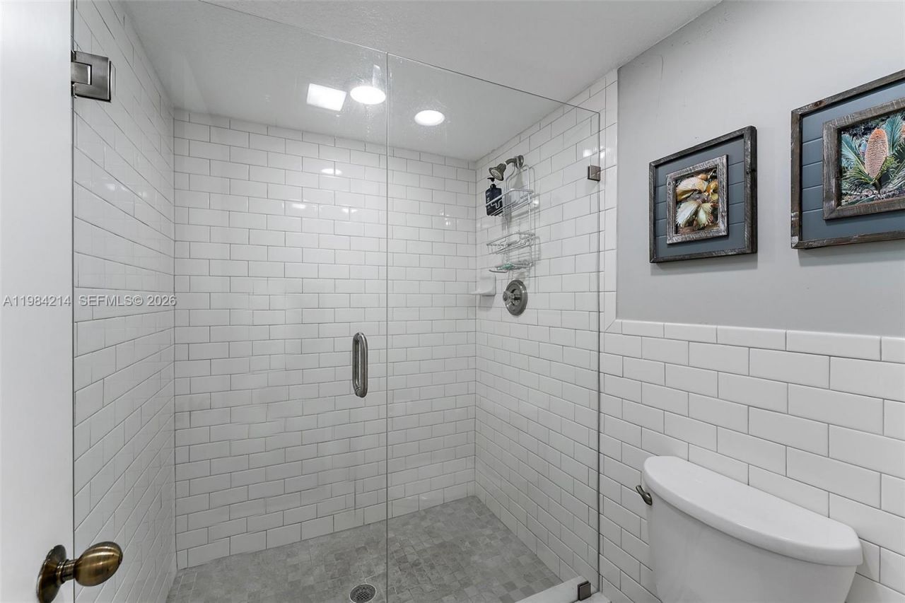 669 NE Plantation Rd, Unit 406, Hutchinson Island, FL 34996 Photo