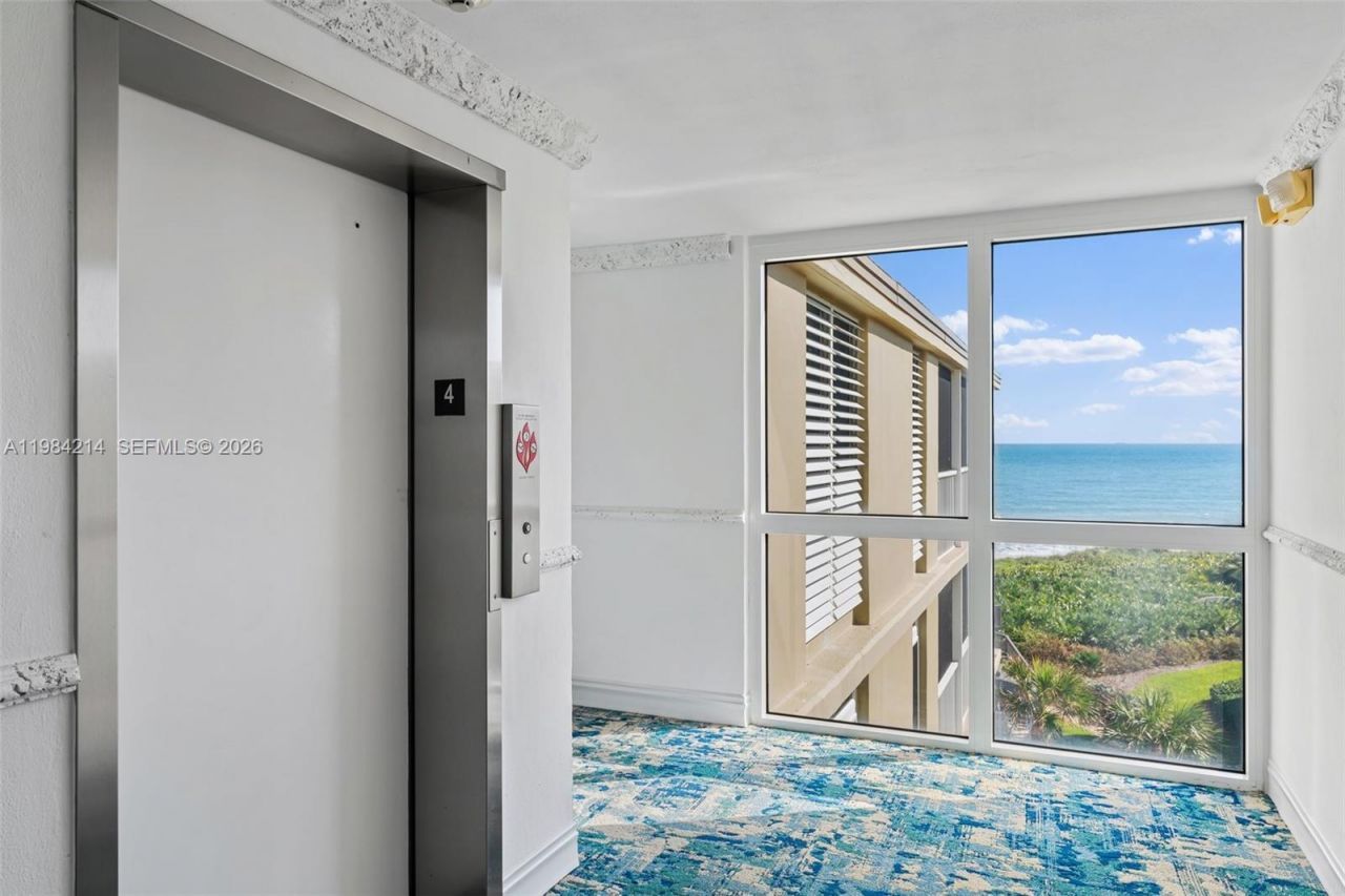 669 NE Plantation Rd, Unit 406, Hutchinson Island, FL 34996 Photo