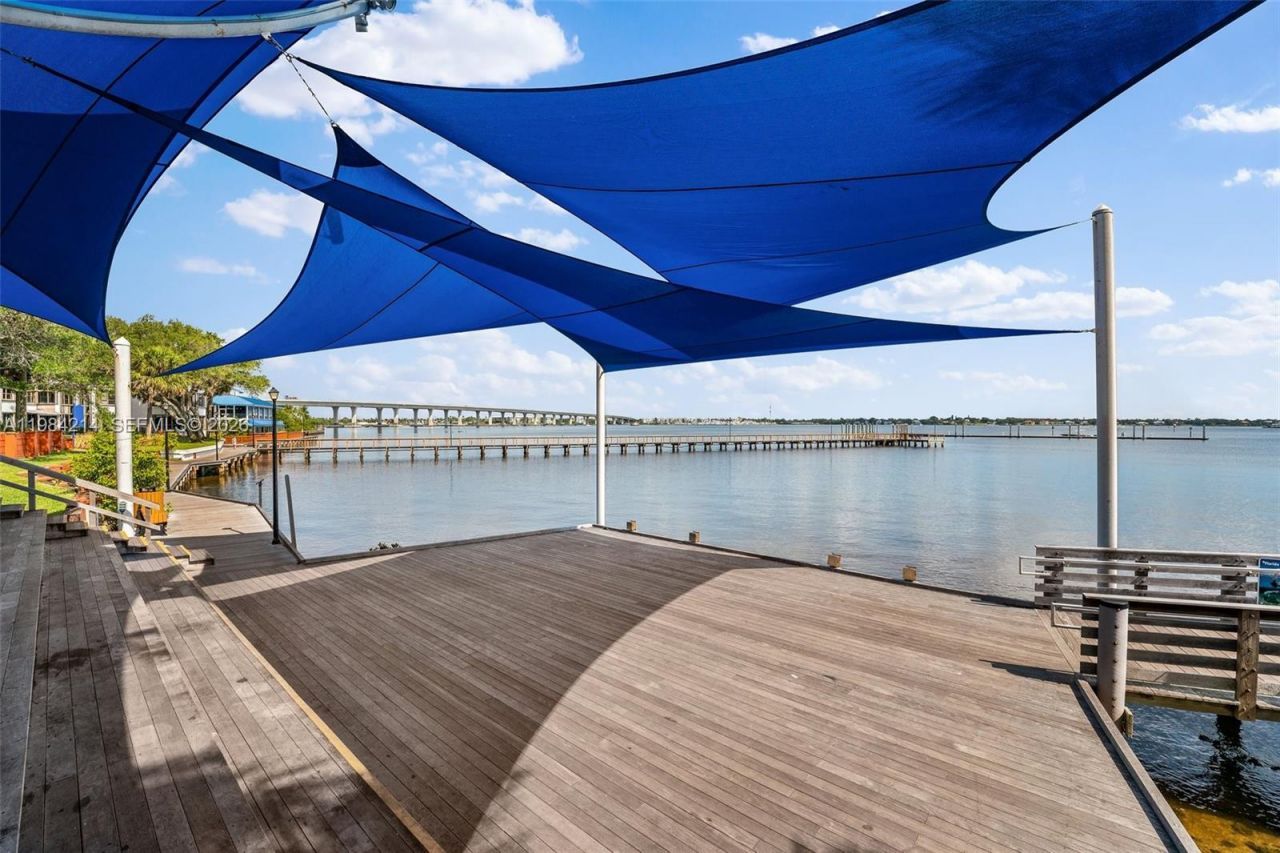 669 NE Plantation Rd , Unit 406, Hutchinson Island, FL 34996 Photo