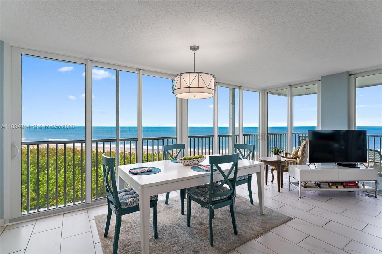 669 NE Plantation Rd, Unit 406, Hutchinson Island, FL 34996 Photo