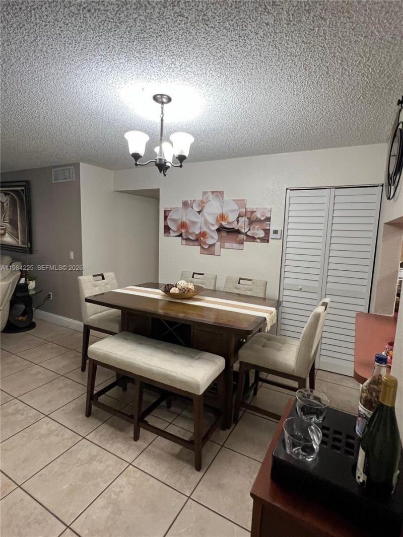1900 W 68th St , Unit F104, Hialeah, FL 33014 Photo