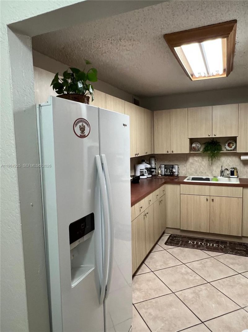 1900 W 68th St , Unit F104, Hialeah, FL 33014 Photo