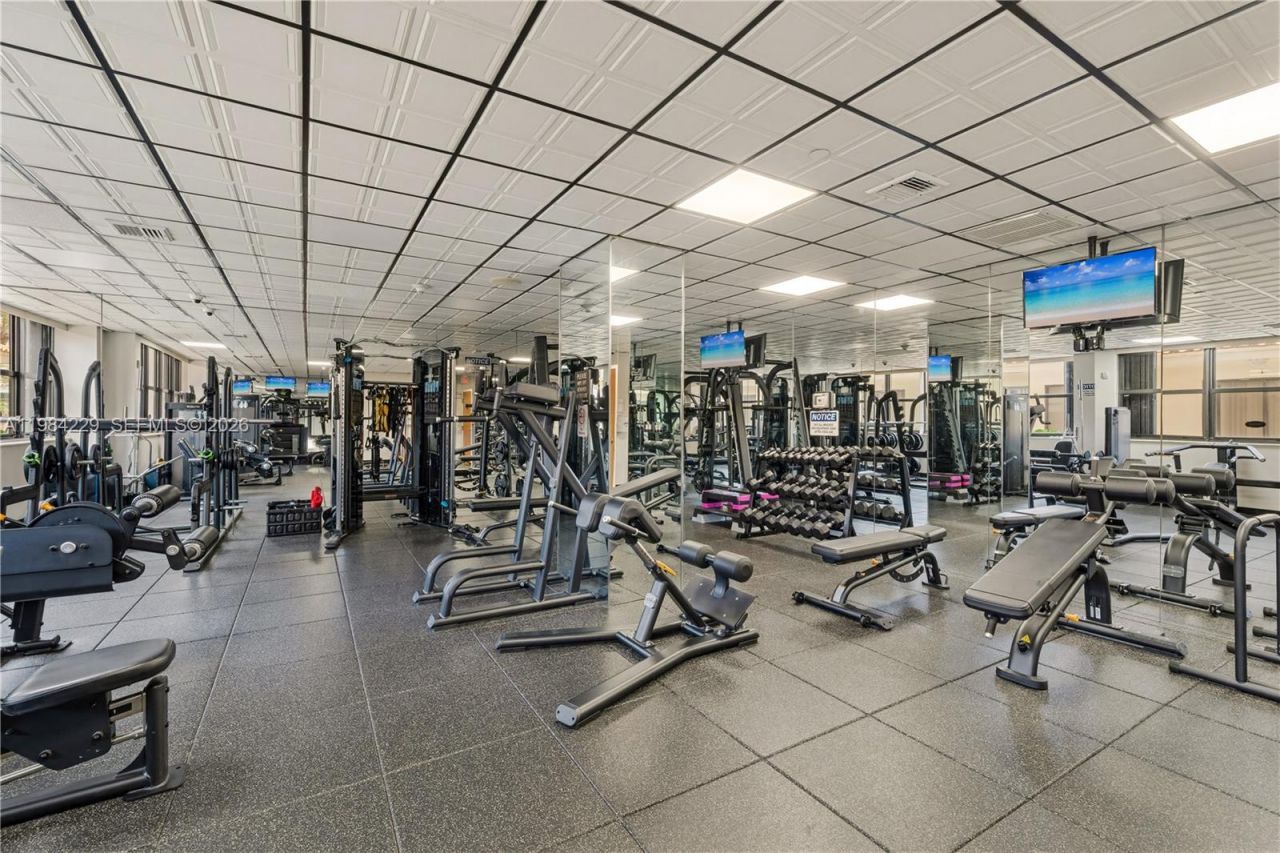 5757 Collins Ave, Unit 707, Miami Beach, FL 33140 Photo