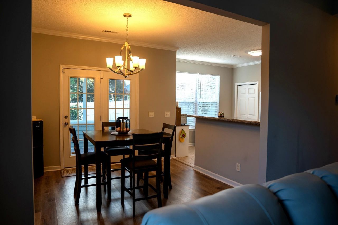 2039 Chadbury Ln. Photo 15