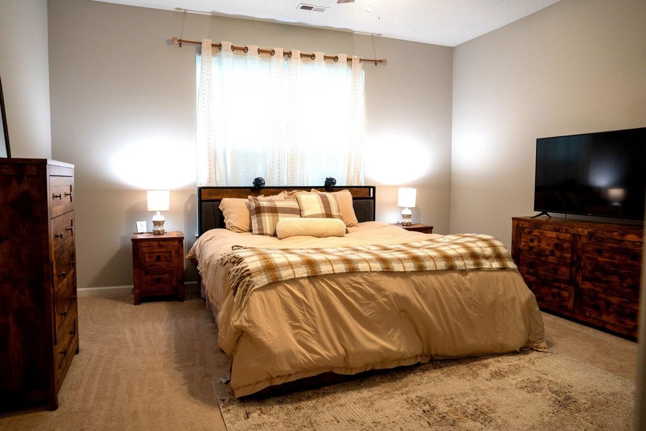 2039 Chadbury Ln. Photo 18