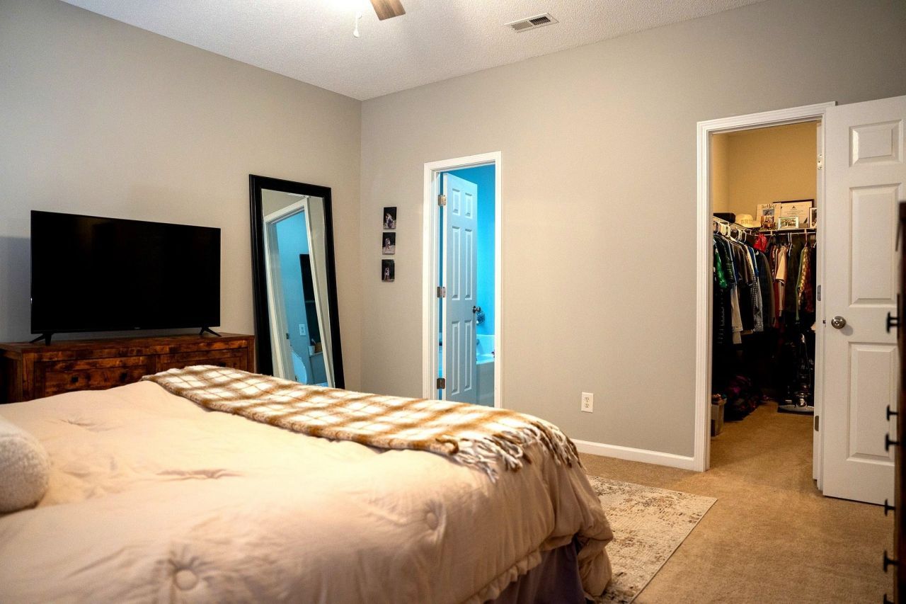 2039 Chadbury Ln. Photo 19